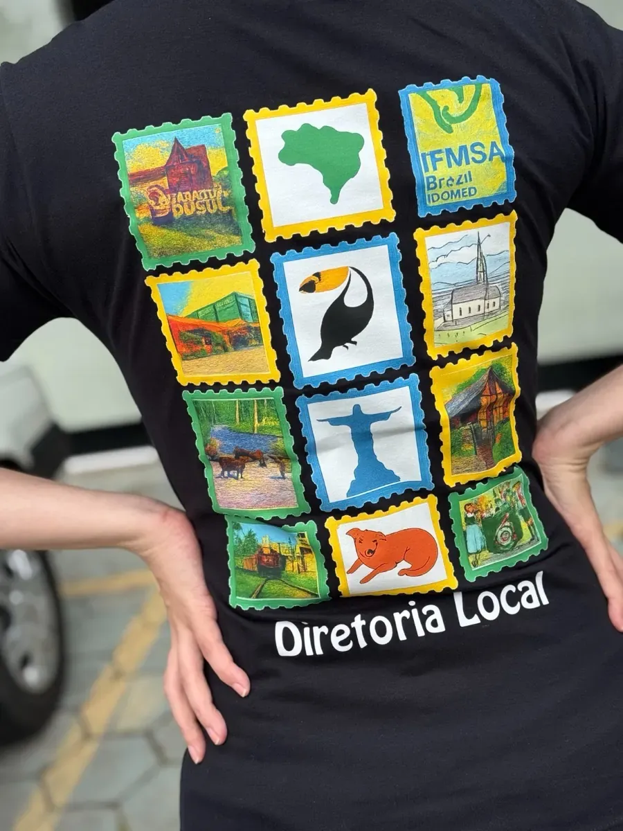 Estampa nas costas de camiseta personalizada