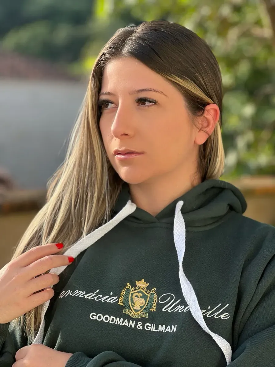 Moletom verde com bordado Farmácia Univille